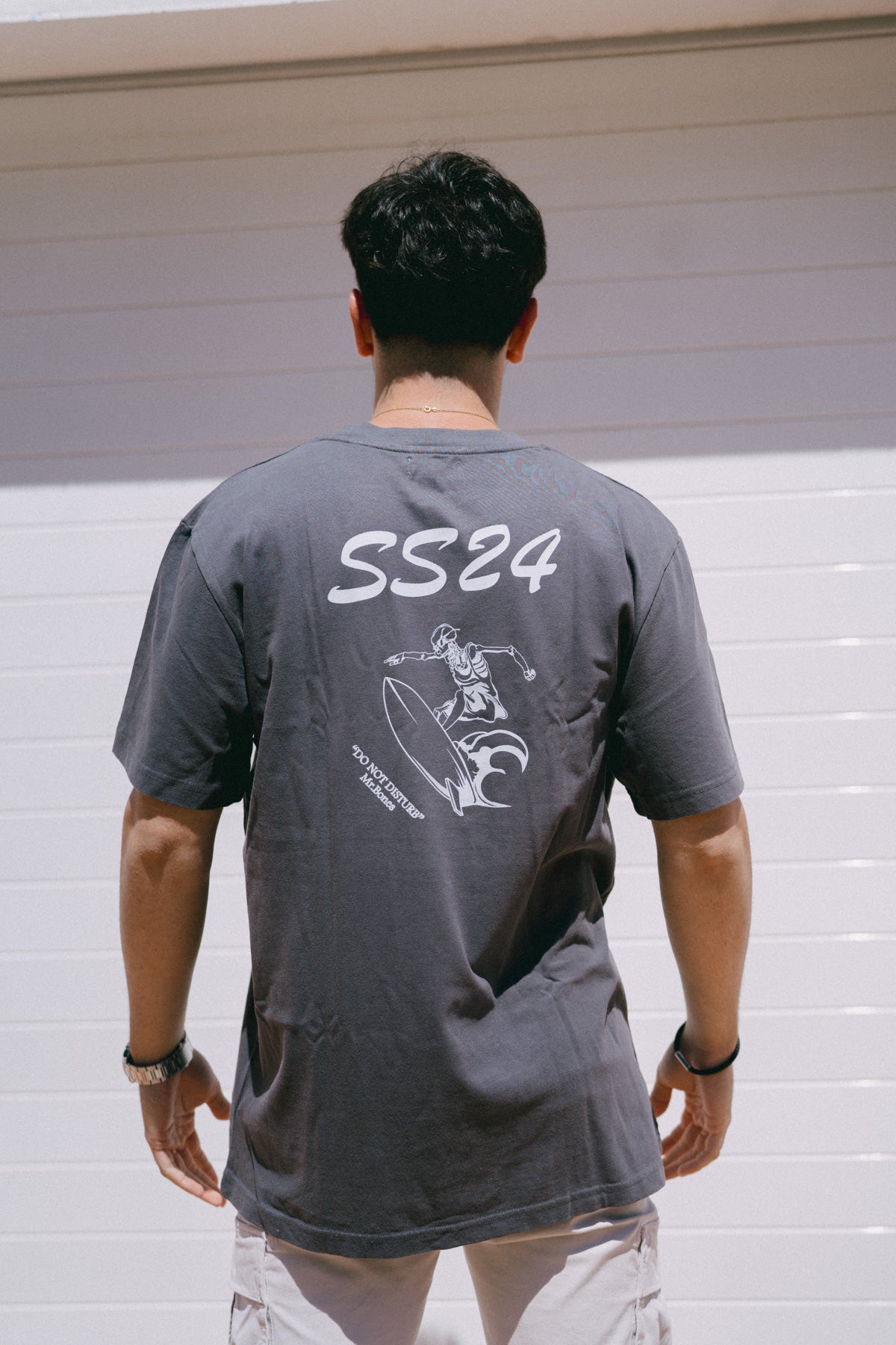 GREY "SURFER" TEE